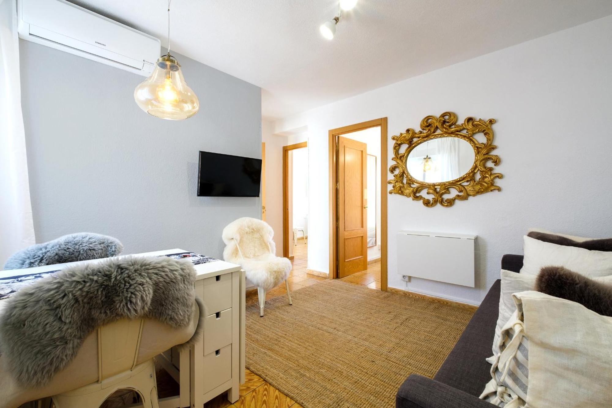 My City Home- Cozy Apartment At Aravaca Madri Exterior foto